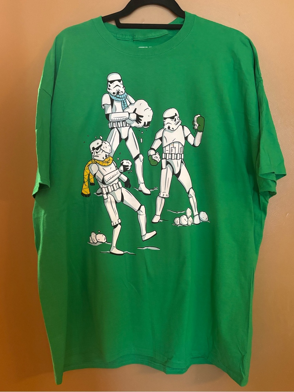 Disney Men's Star Wars Snow Fight Storm Troopers T-Shirt 2X NEW